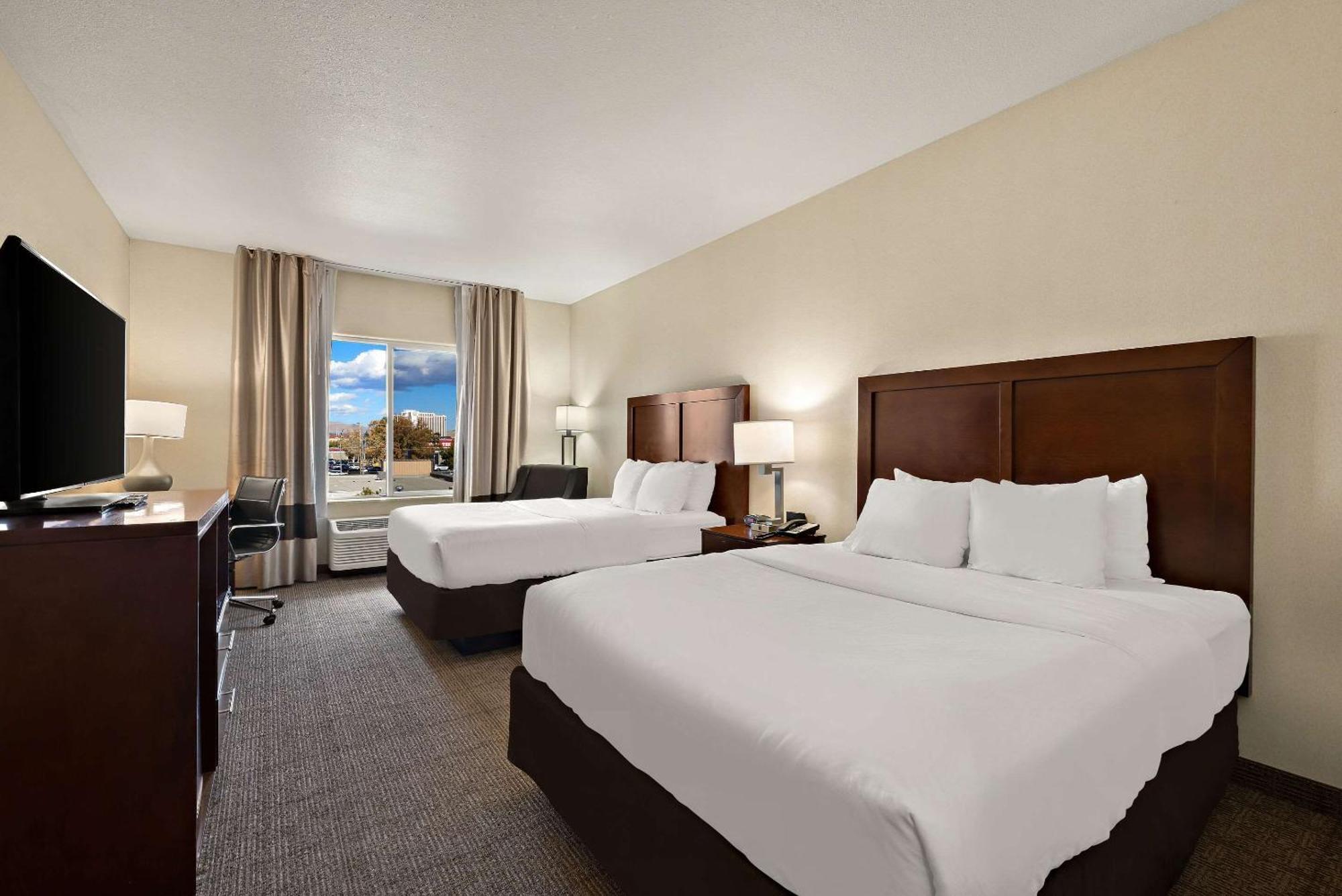 Comfort Inn & Suites Airport Convention Center Reno Eksteriør billede